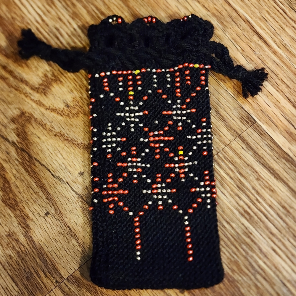 Beaded Black Drawstring Pouch - Picture 2 of 7
